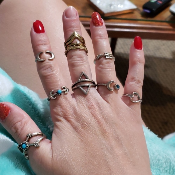 All rings - Picture 1 of 5